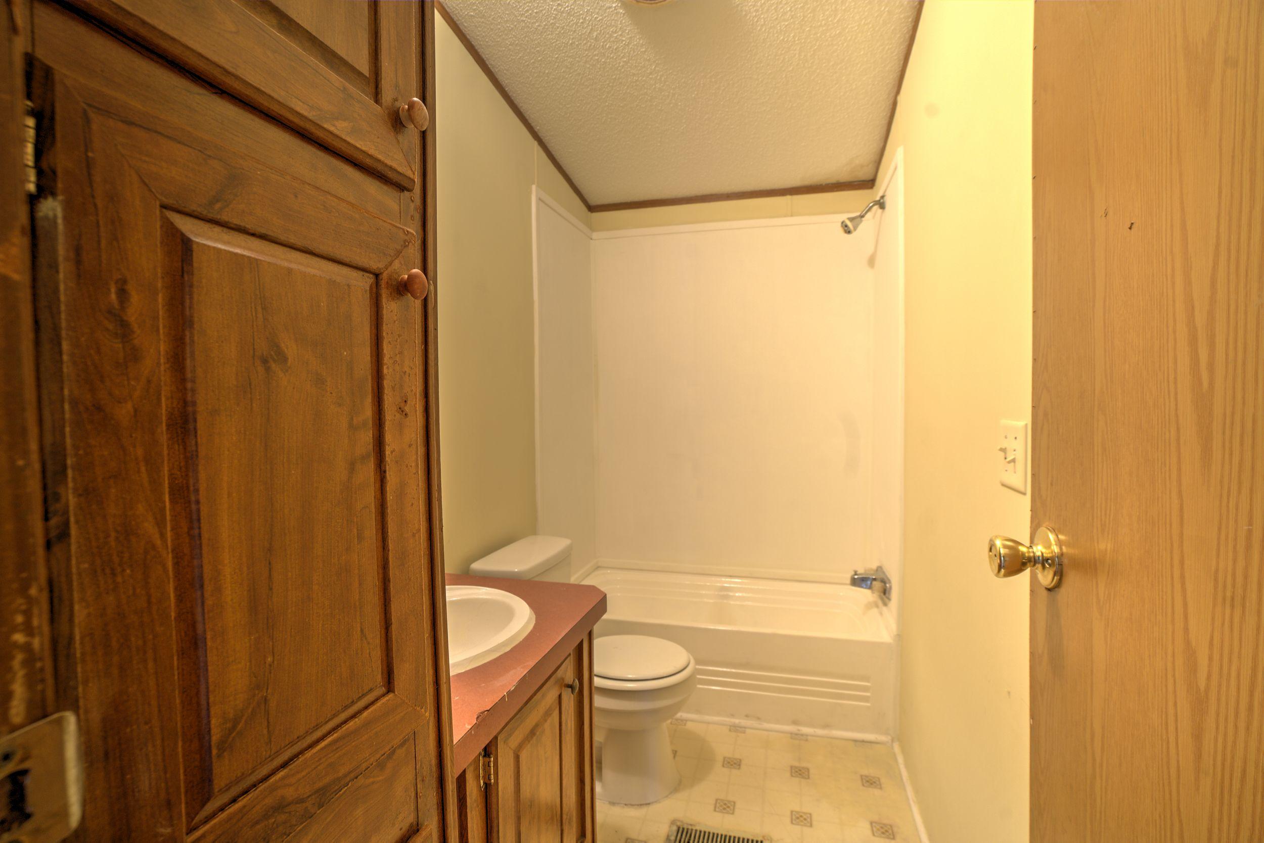 132 Newborn Road Rockingham, NC 28379 - Photo 8 of 32 41F4BED4-3906-4765-95E9-1680936CD004