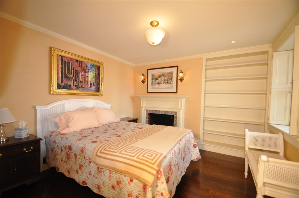 79 Pinckney Street Boston, MA 02114 - Photo 12 of 20