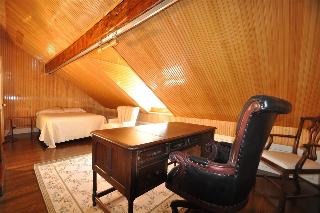 79 Pinckney Street Boston, MA 02114 - Photo 13 of 20