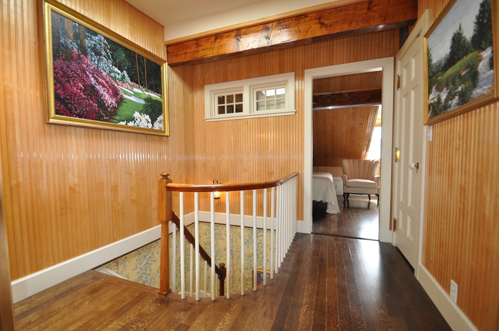 79 Pinckney Street Boston, MA 02114 - Photo 15 of 20