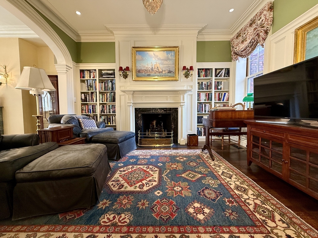 79 Pinckney Street Boston, MA 02114 - Photo 8 of 20