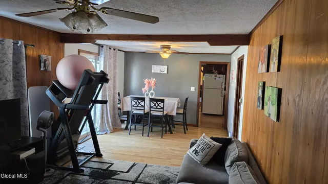 $284,000 | 10 New York Avenue, East Greenbush, NY 12144