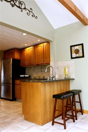23 Willard Road Reading, MA 01867 - Photo 7 of 23 Gallery Image 7