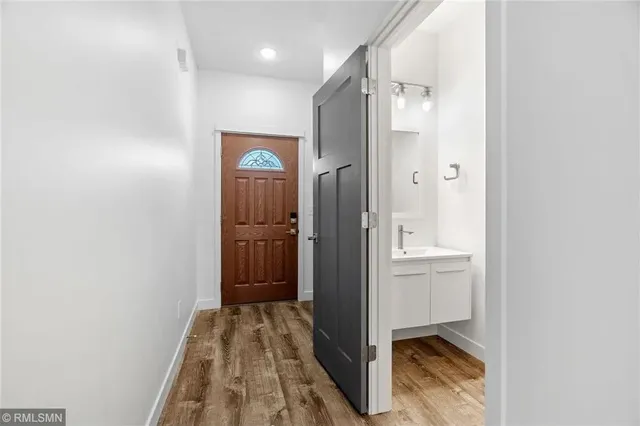 $2,295 | 425 West 8th Street, Unit 21, New Richmond, WI 54017