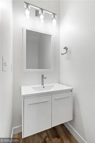 $2,295 | 425 West 8th Street, Unit 21, New Richmond, WI 54017