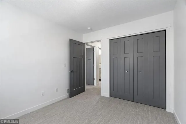 $2,295 | 425 West 8th Street, Unit 21, New Richmond, WI 54017