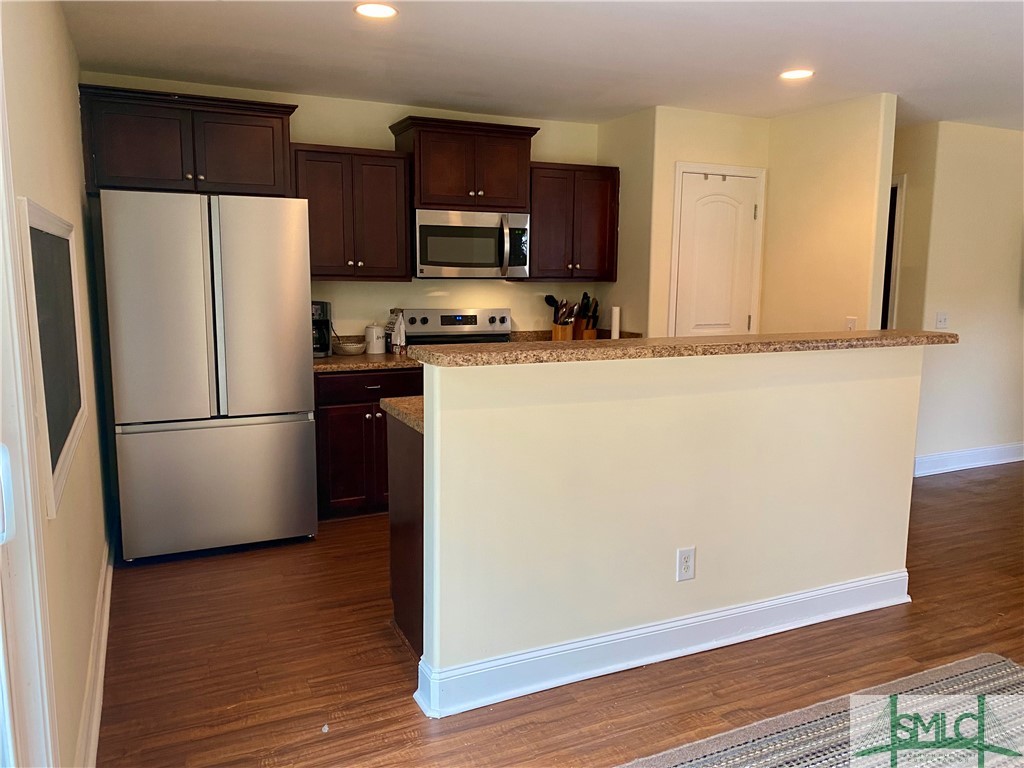 113 Bridgewood Drive Springfield, GA 31329 - Photo 16 of 39