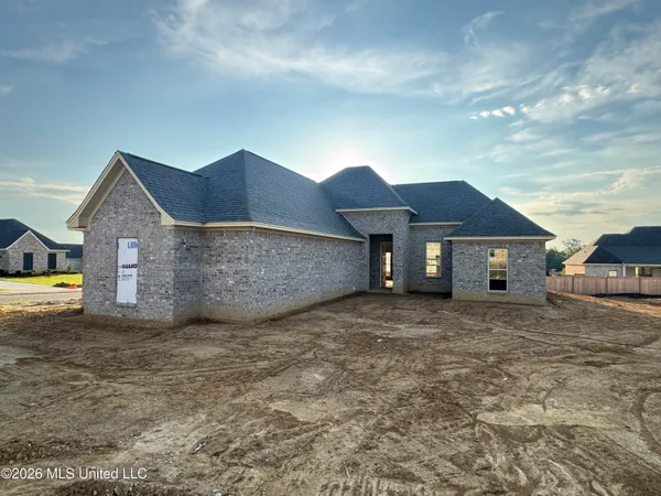 $334,999 | 700 Kathleen Drive, Canton, MS 39046