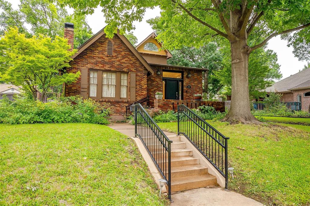 2913 6th Avenue Fort Worth, TX 76110 - Photo 1 of 1