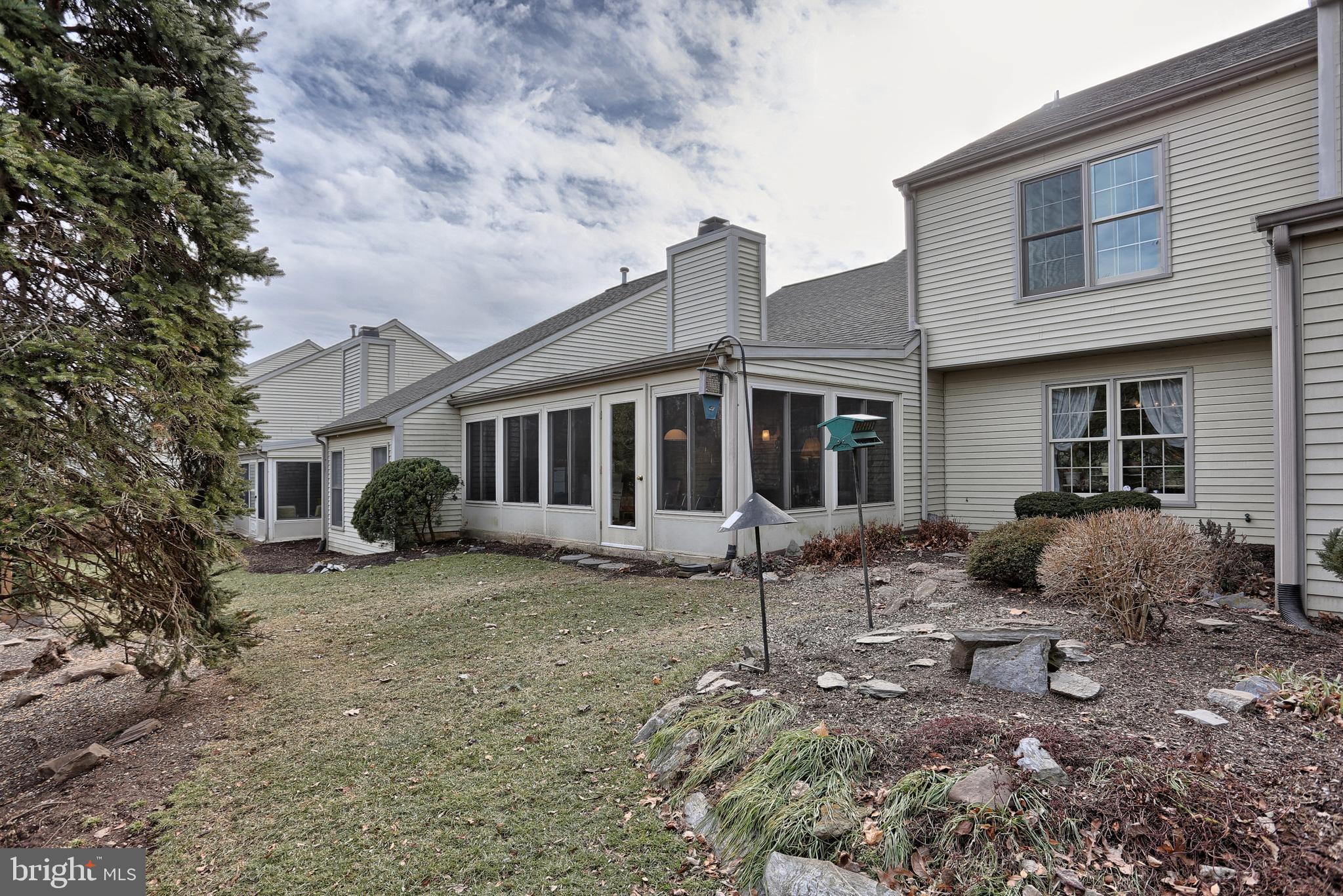 81 Leearden Road Hershey, PA 17033 - Photo 2 of 28 Gallery Image 2