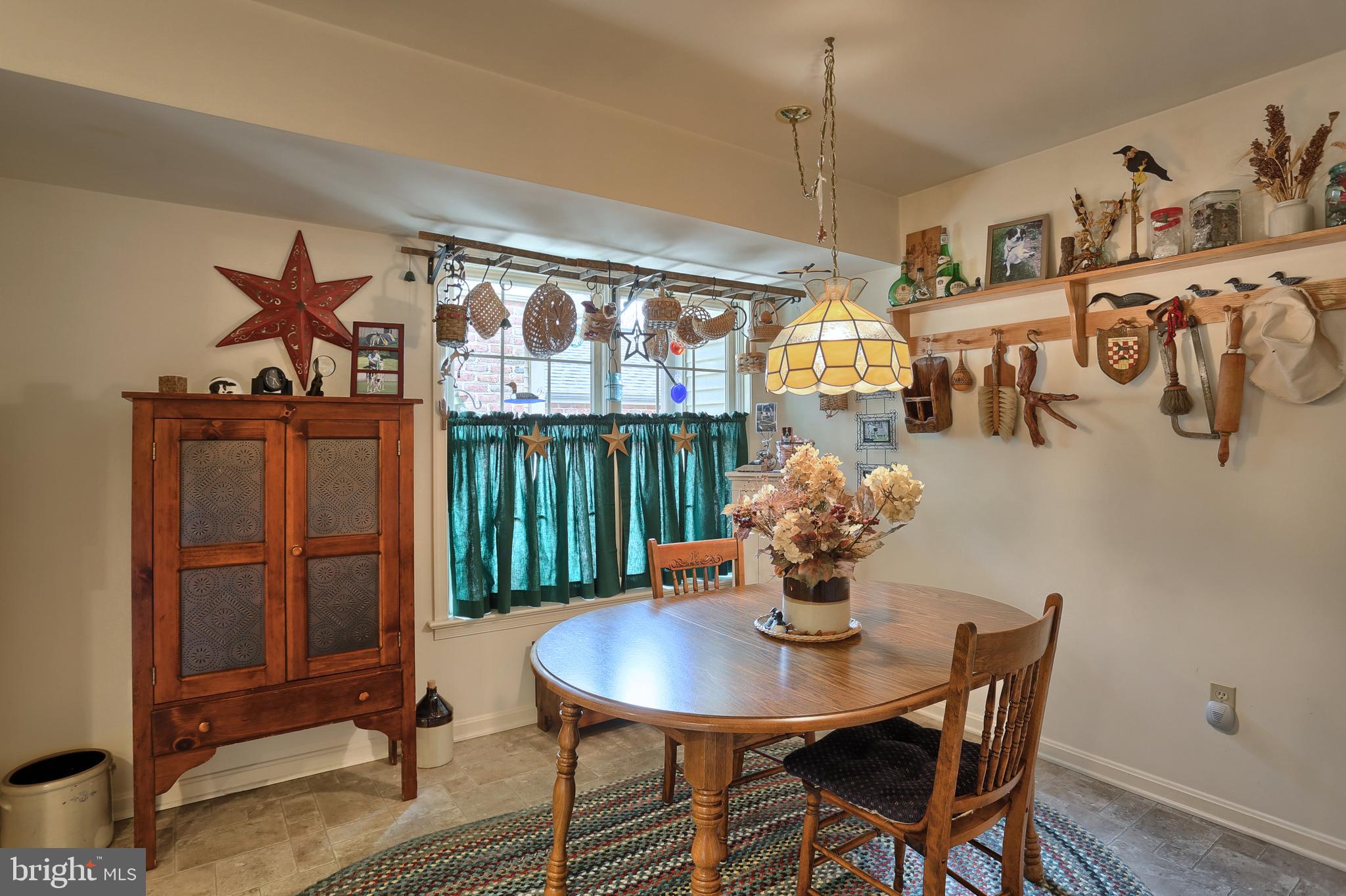 81 Leearden Road Hershey, PA 17033 - Photo 7 of 28 Gallery Image 7