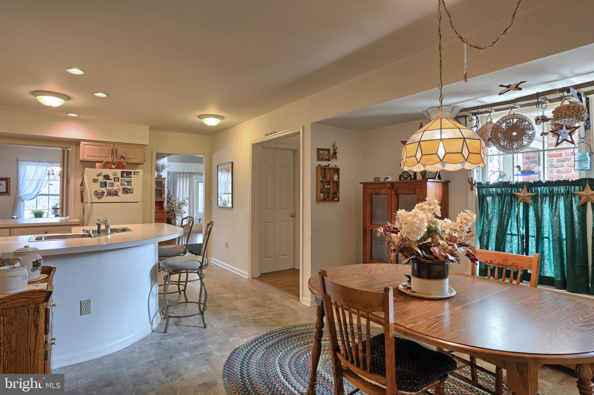 81 Leearden Road Hershey, PA 17033 - Photo 8 of 28 Gallery Image 8