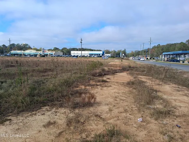 $1,300,000 | 63 Old Highway, Lucedale, MS 39452