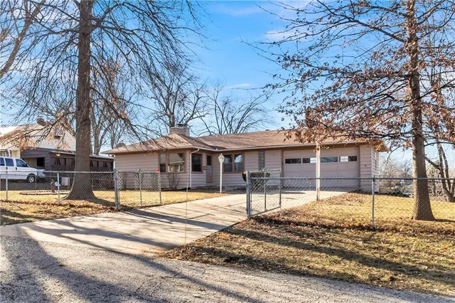 $200,000 | 5128 North Lister Avenue, Kansas City, MO 64119