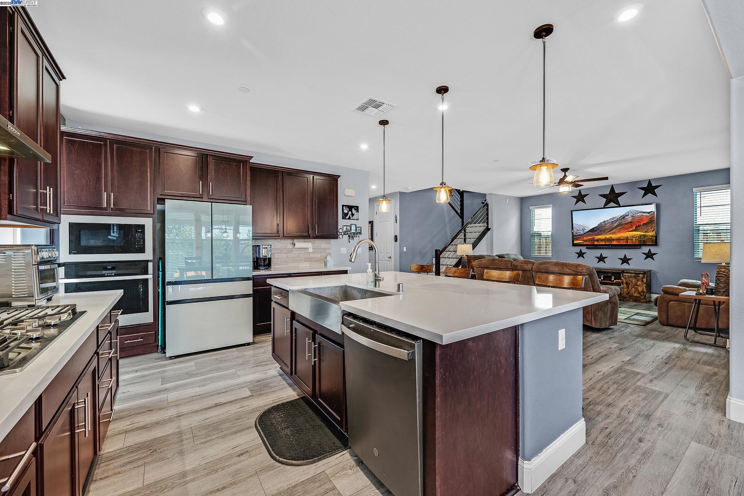 780 Dimock Street Oakley, CA 94561 - Photo 7 of 43