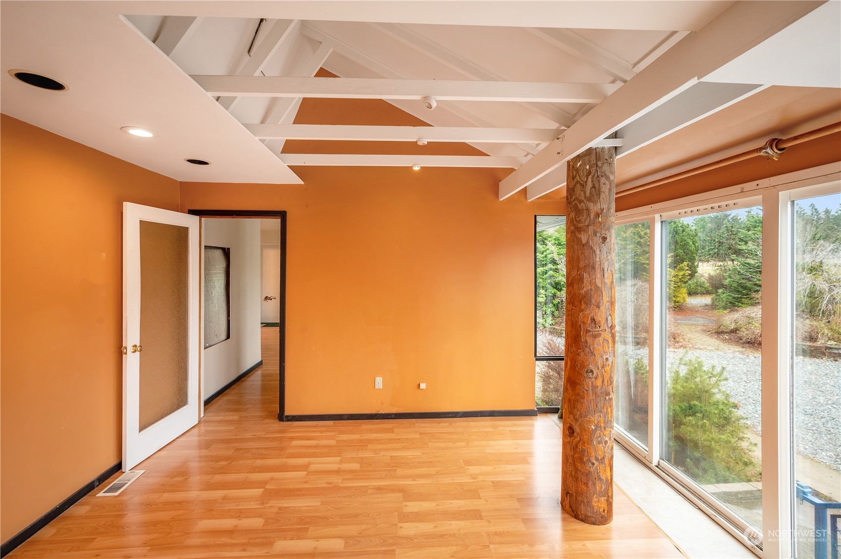 1848 Kelly Road Bellingham, WA 98226 - Photo 12 of 39 a view of an empty room