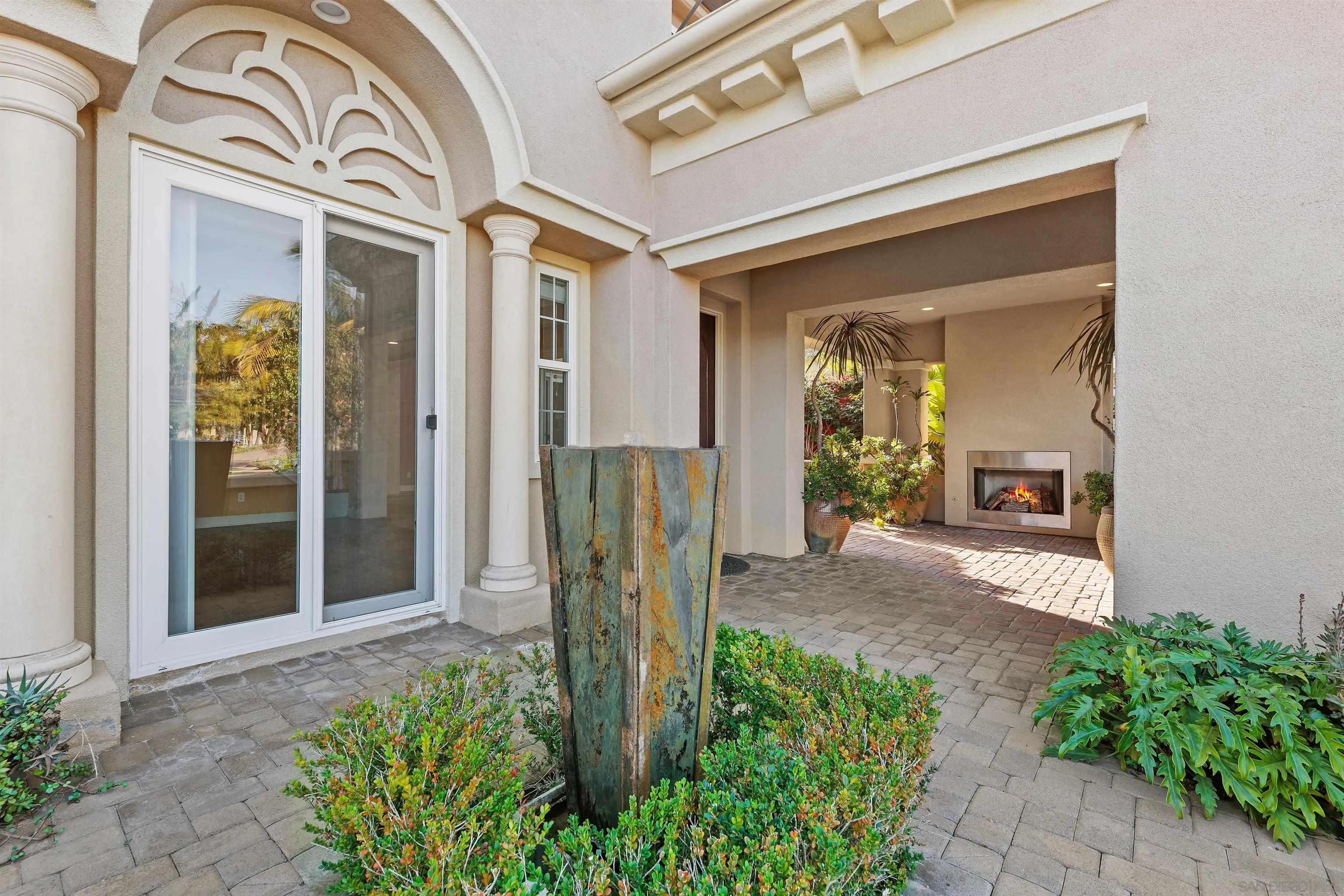 527 Quail Pointe Lane Encinitas, CA 92024 - Photo 8 of 46 a view of a entryway front of house