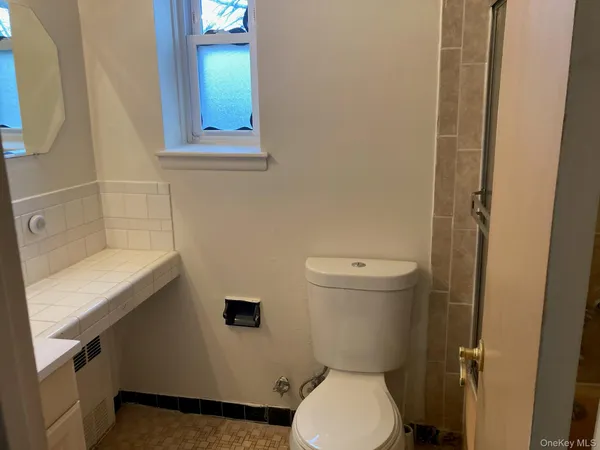 $2,800 | 9801 Seaview Avenue, Unit 2 | Canarsie