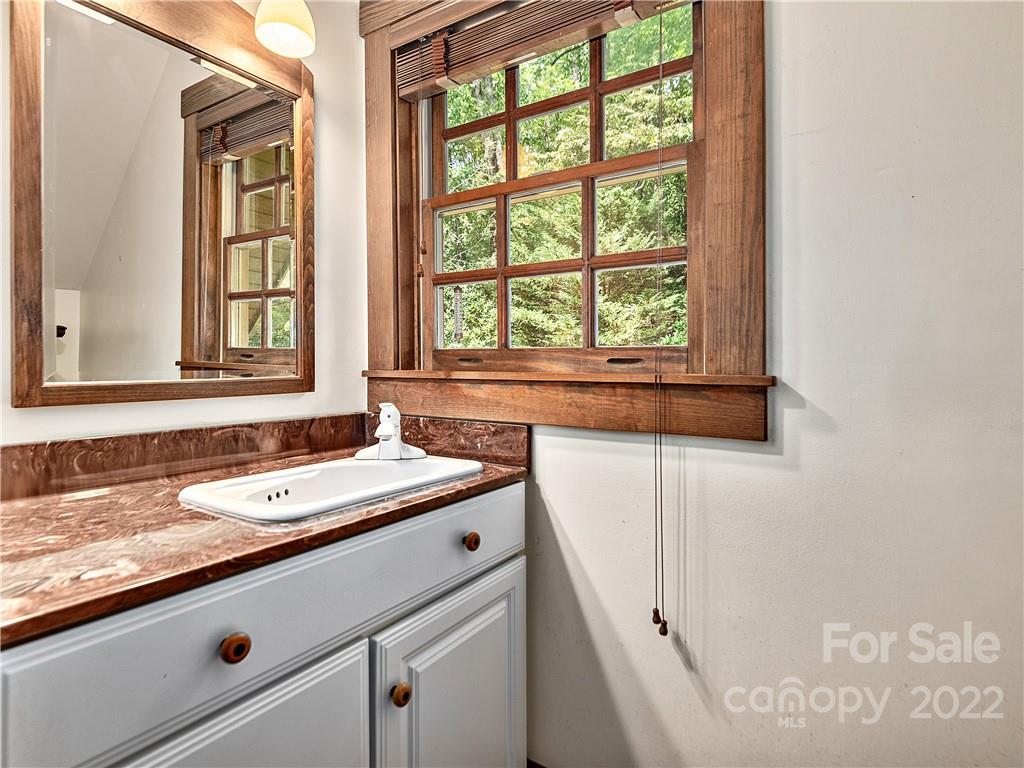 35 Hickory Forest Road Fairview, NC 28730 - Photo 26 of 48 Gallery Image 26