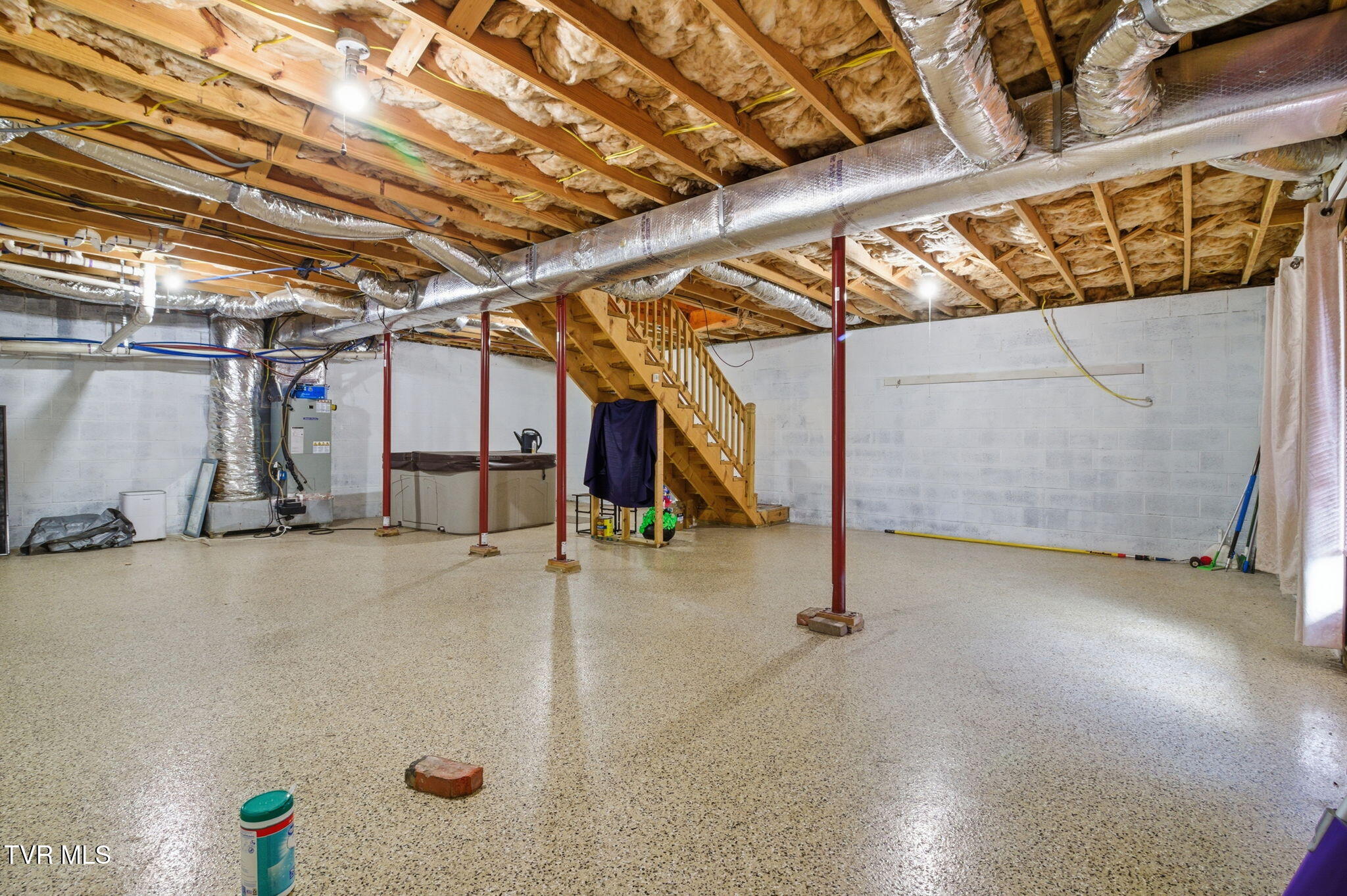 24481 Walden Road Abingdon, VA 24210 - Photo 23 of 38 24-web-or-mls-DZ3A4241