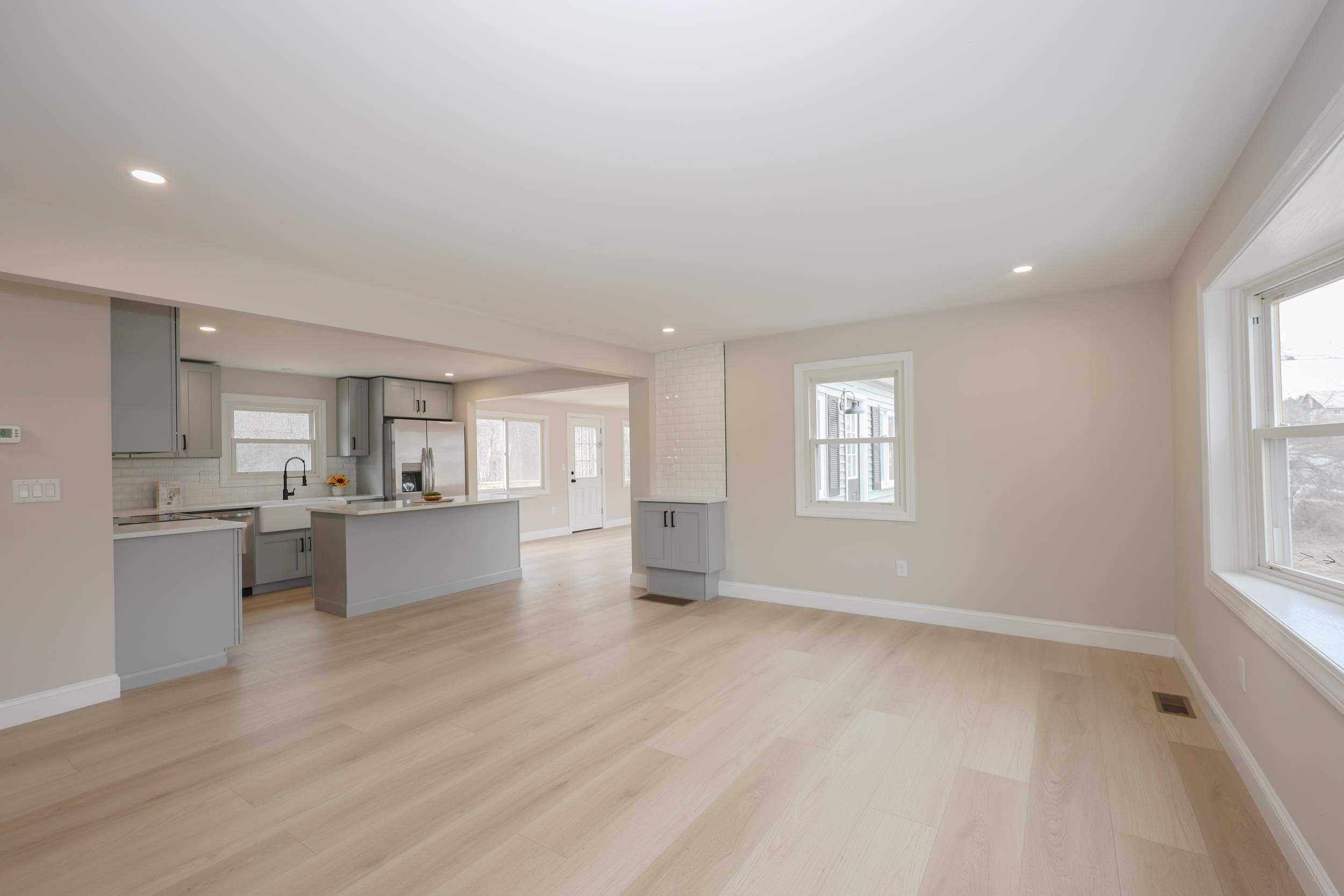 283 Liberty Hill Road Bedford, NH 03110 - Photo 12 of 42