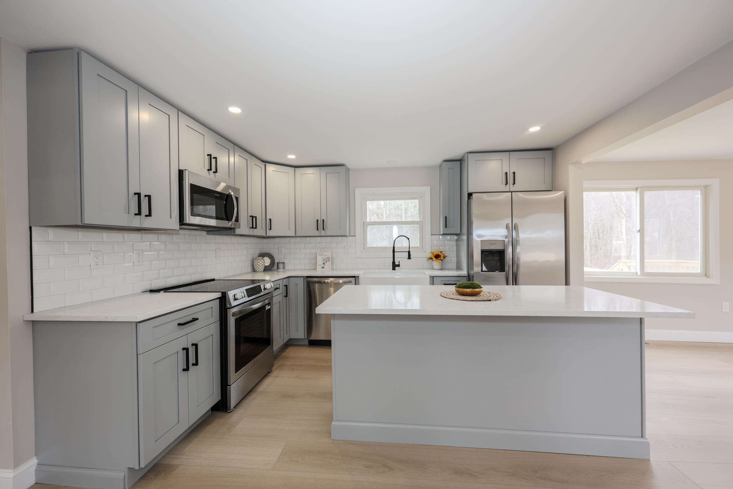 283 Liberty Hill Road Bedford, NH 03110 - Photo 14 of 42