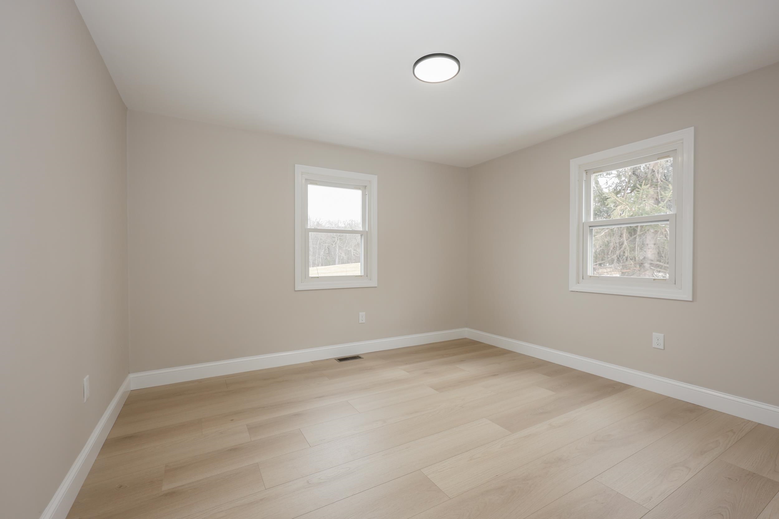 283 Liberty Hill Road Bedford, NH 03110 - Photo 23 of 42