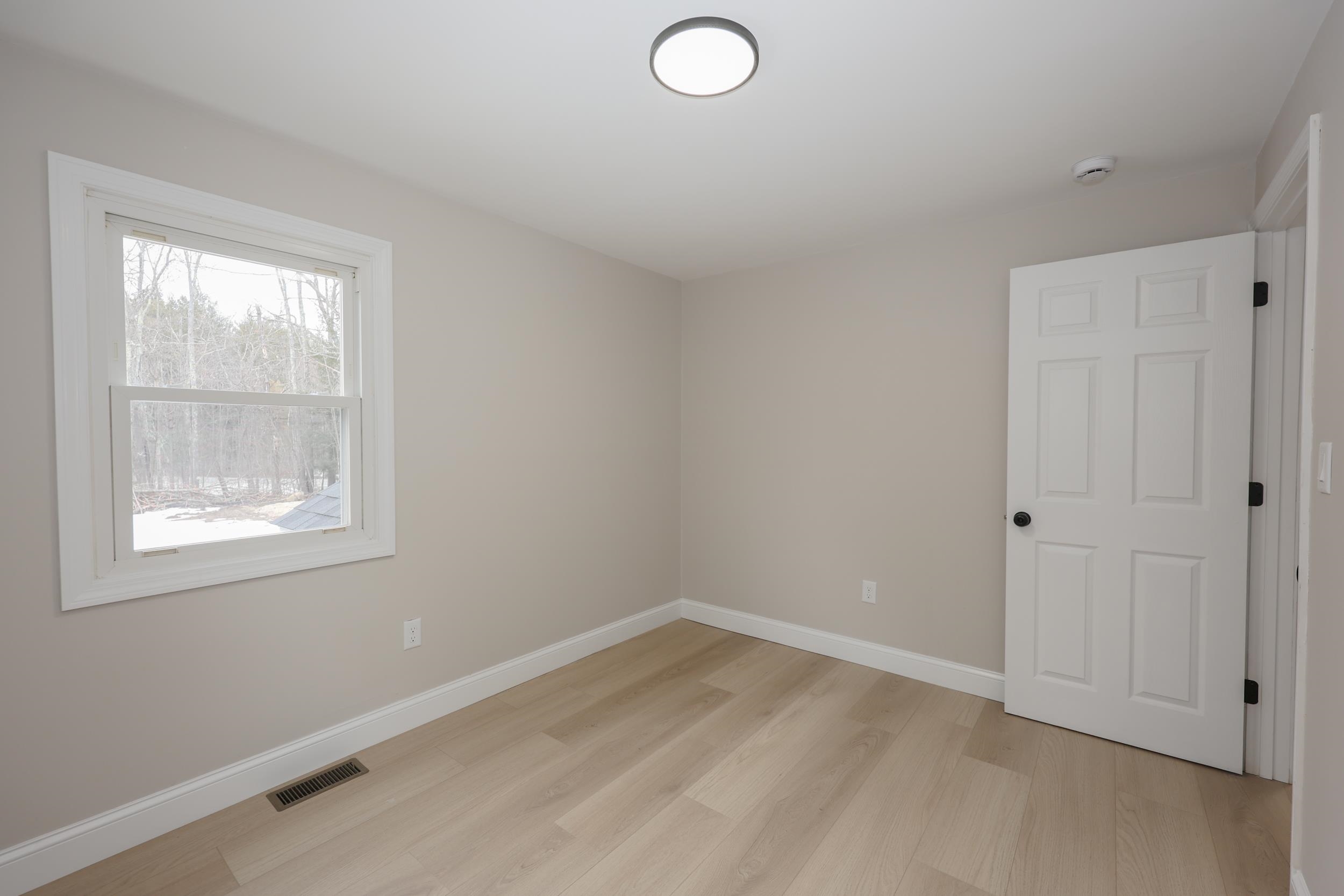 283 Liberty Hill Road Bedford, NH 03110 - Photo 28 of 42