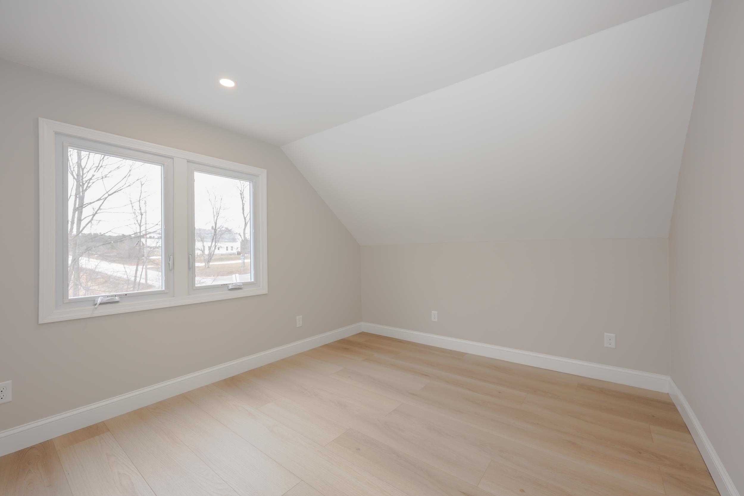 283 Liberty Hill Road Bedford, NH 03110 - Photo 29 of 42