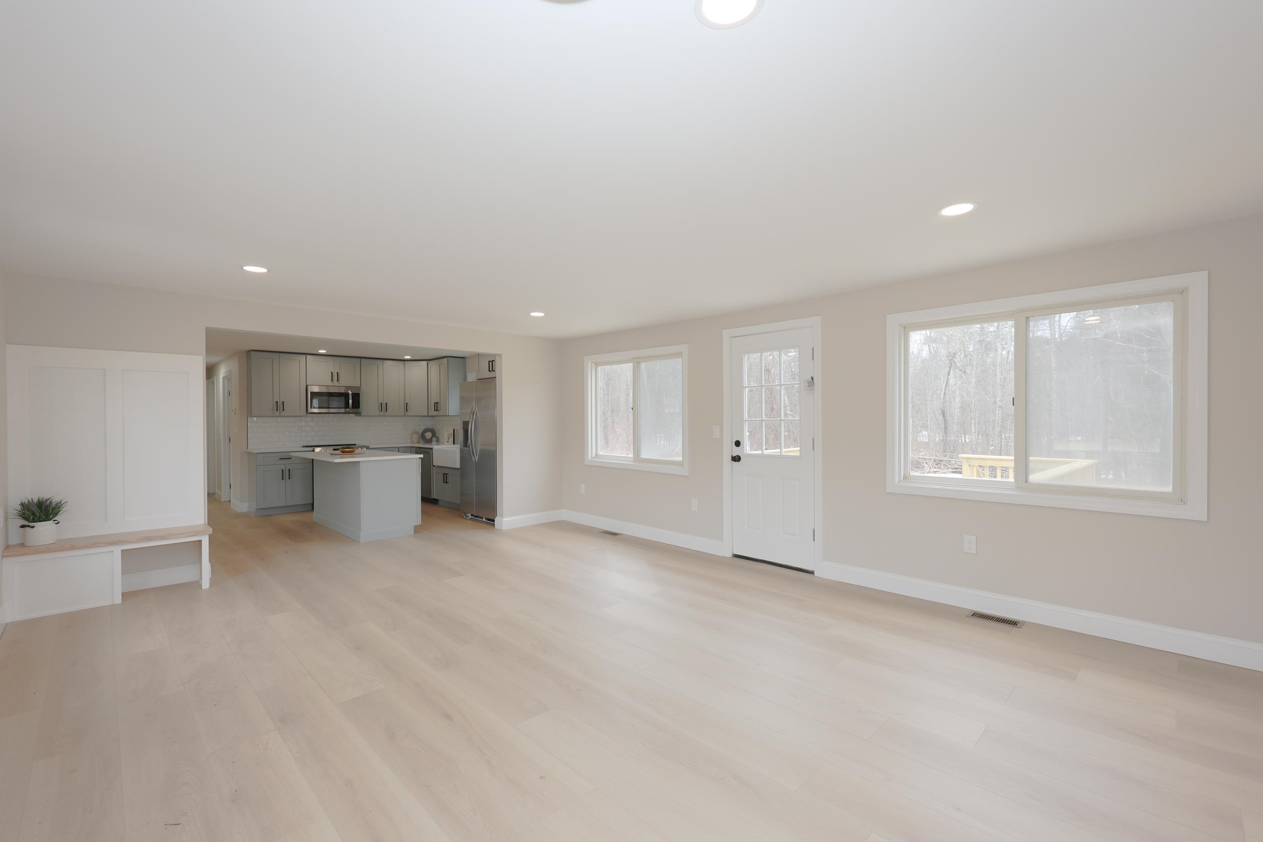 283 Liberty Hill Road Bedford, NH 03110 - Photo 8 of 42
