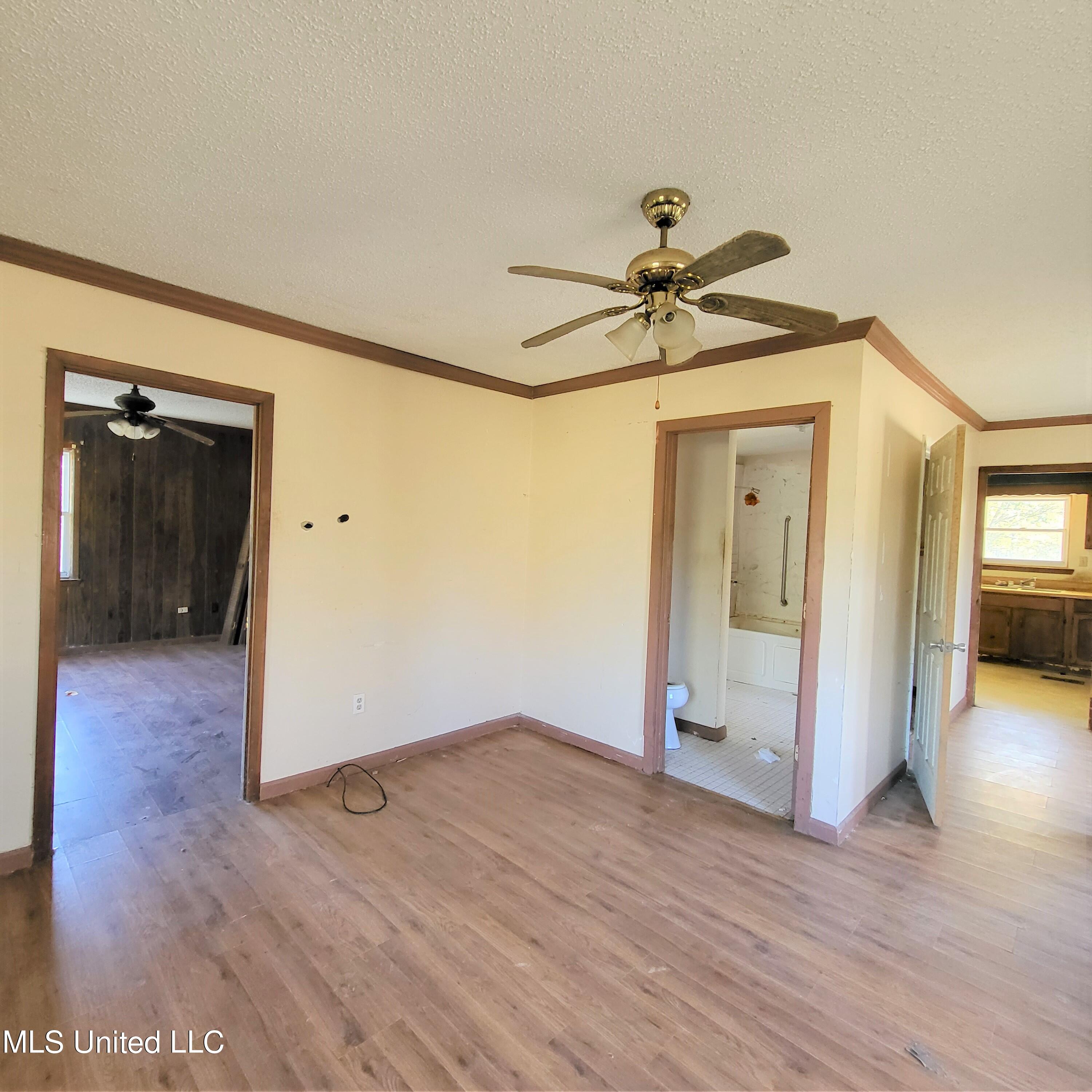 19229 Mary Shamis Road Saucier, MS 39574 - Photo 3 of 12 20211203_103613