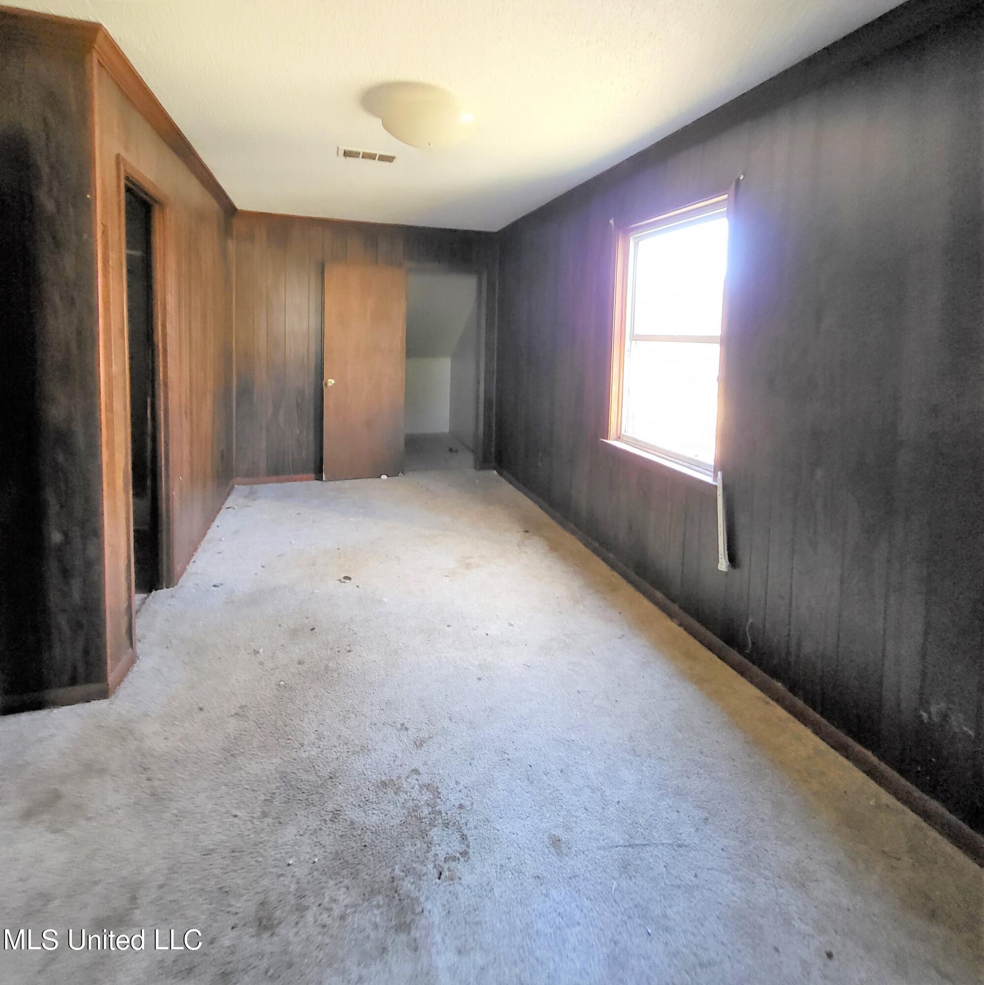 19229 Mary Shamis Road Saucier, MS 39574 - Photo 7 of 12 20211203_103748