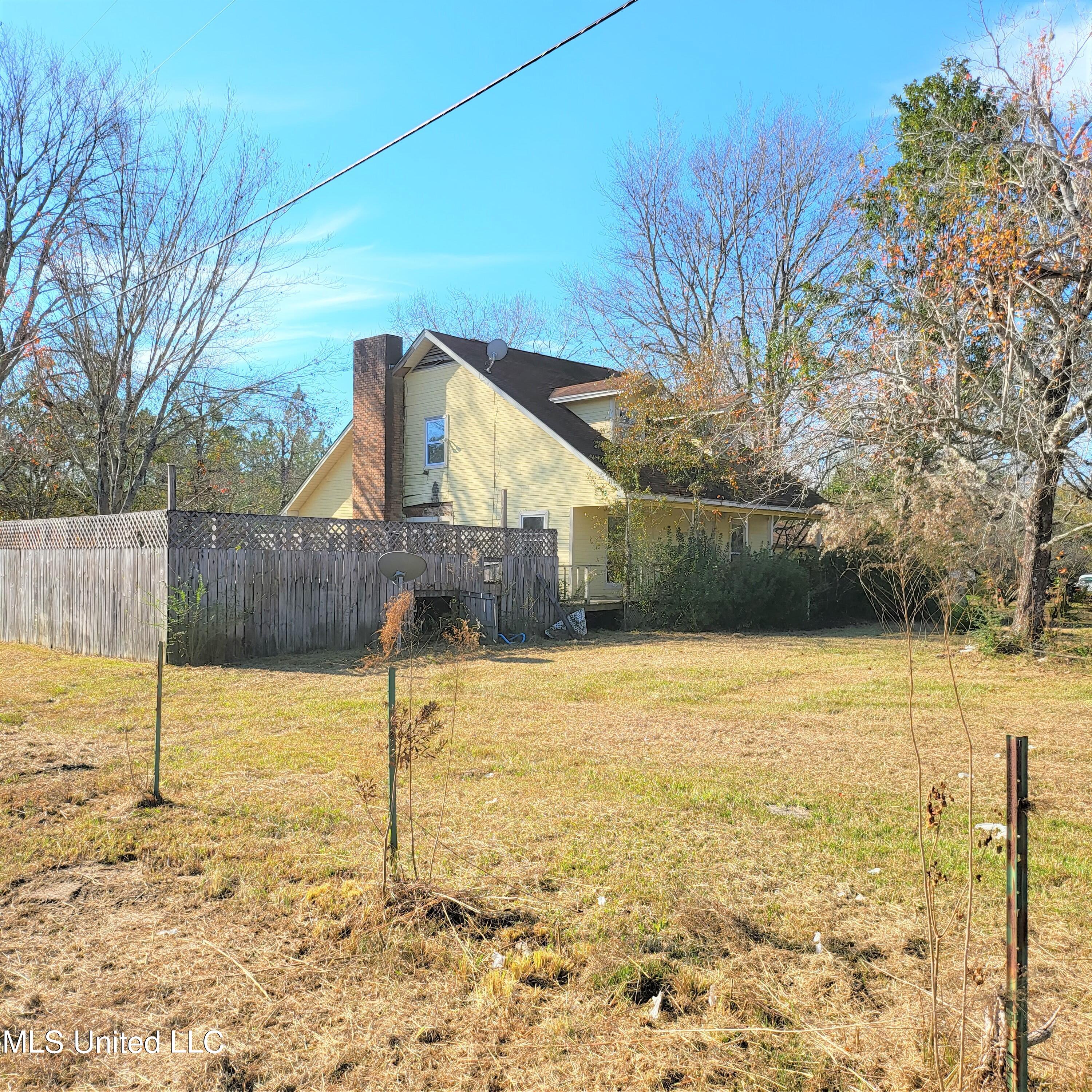 19229 Mary Shamis Road Saucier, MS 39574 - Photo 10 of 12 20211203_101954