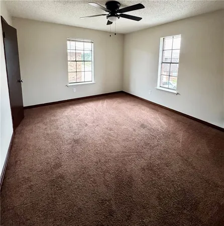 $900 | 908 Jeffrey Court, Unit C, Laplace, LA 70068