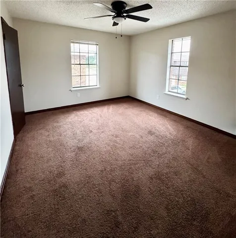 $900 | Undisclosed Address, Laplace, LA 70068