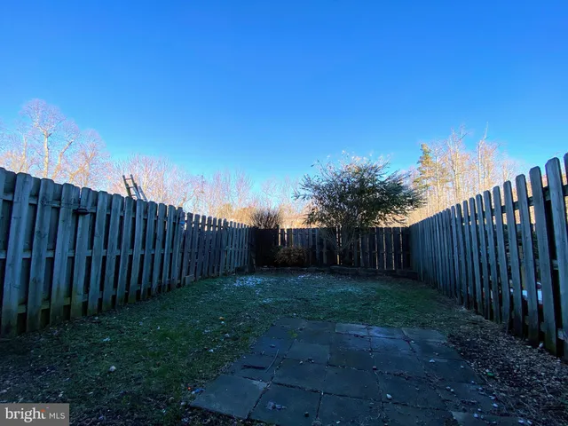 $1,895 | 9609 Coventry Creek Drive, Fredericksburg, VA 22408