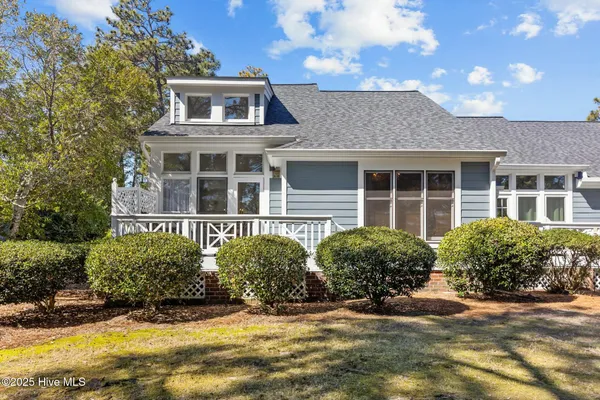 $2,100 | 269 Knoll Road, Southern Pines, NC 28387