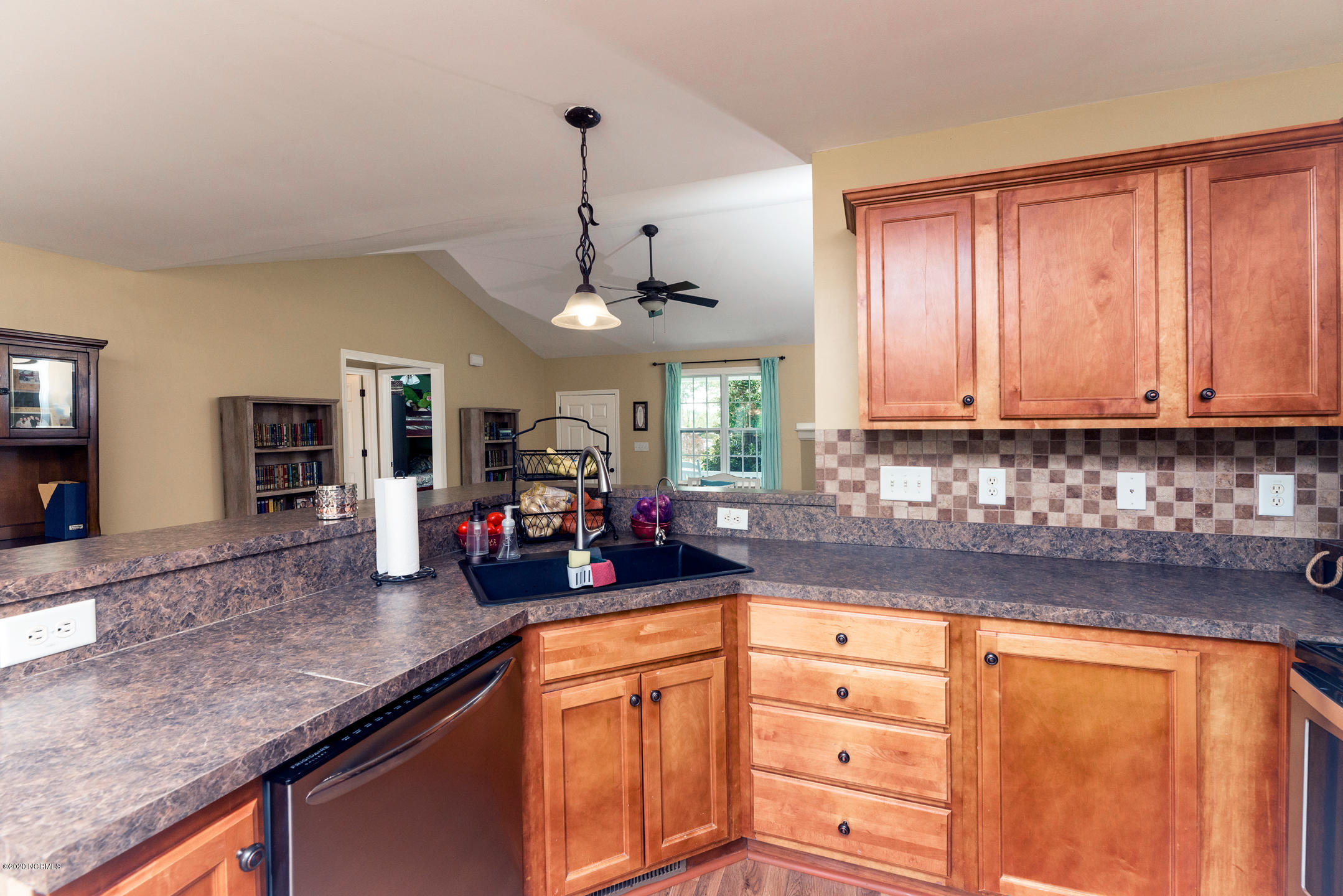 3225 Mobleys Bridge Road Grimesland, NC 27837 - Photo 12 of 30 Kitchen