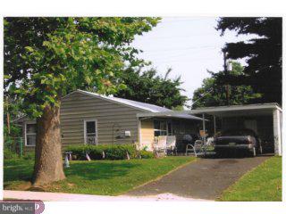 46 Goodturn Road Levittown, PA 19057 - Photo 2 of 3