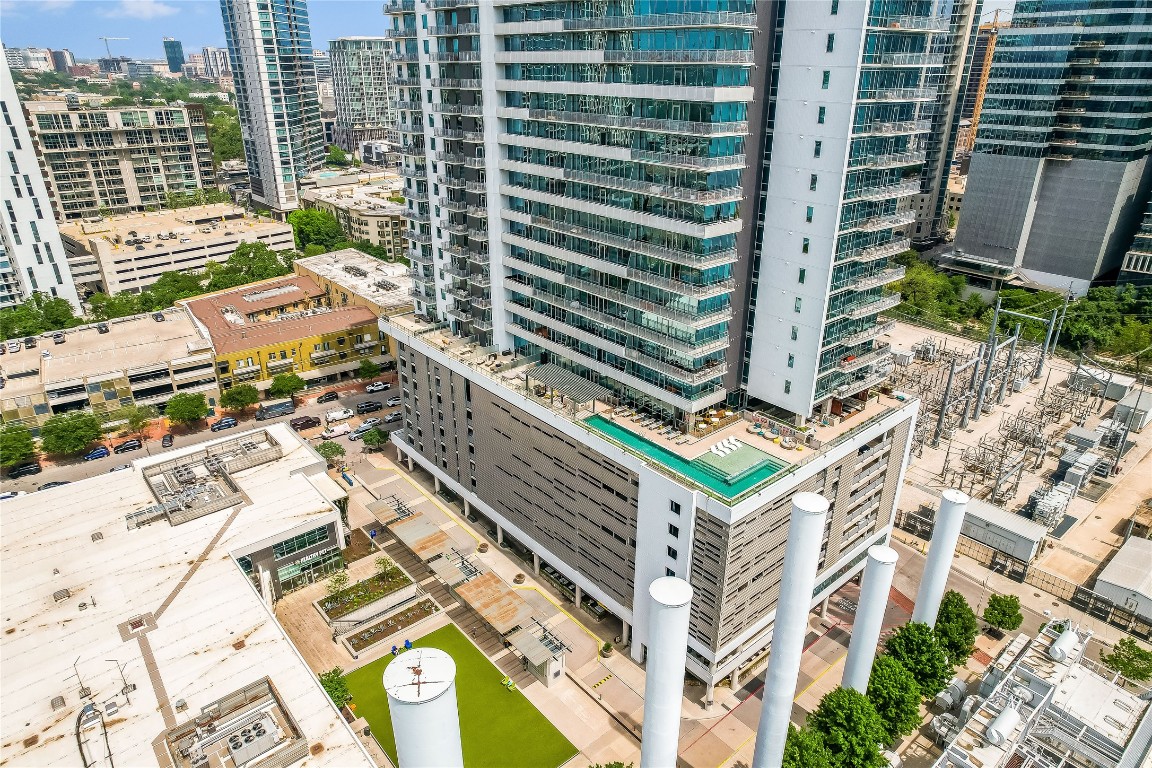 222 West Avenue, Unit 2413 Austin, TX 78701 - Photo 25 of 33