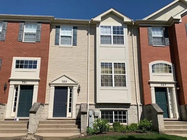 $2,650 | 789 Lewisburg Lane, Aurora, IL 60504