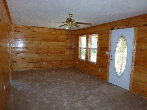 112 Ashley Road Jamestown, TN 38556 - Photo 6 of 20 living room#2