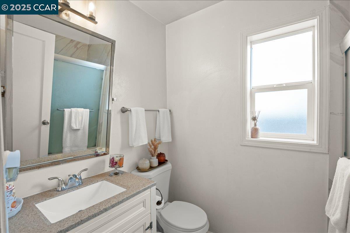 956 Wilson Avenue Richmond, CA 94805 - Photo 11 of 15