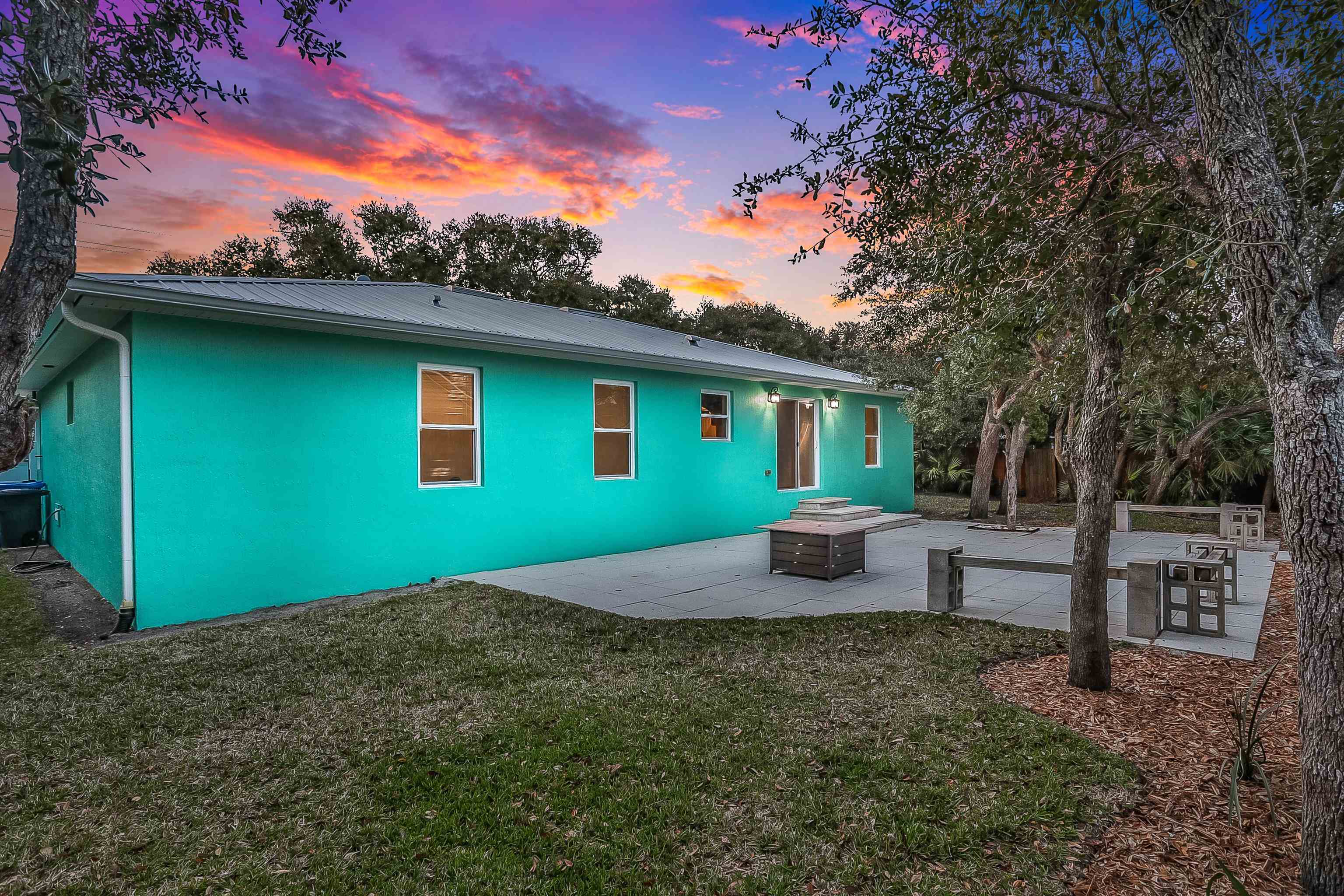 405 Boating Club Road St. Augustine, FL 32084 - Photo 6 of 35 a house view with a garden space