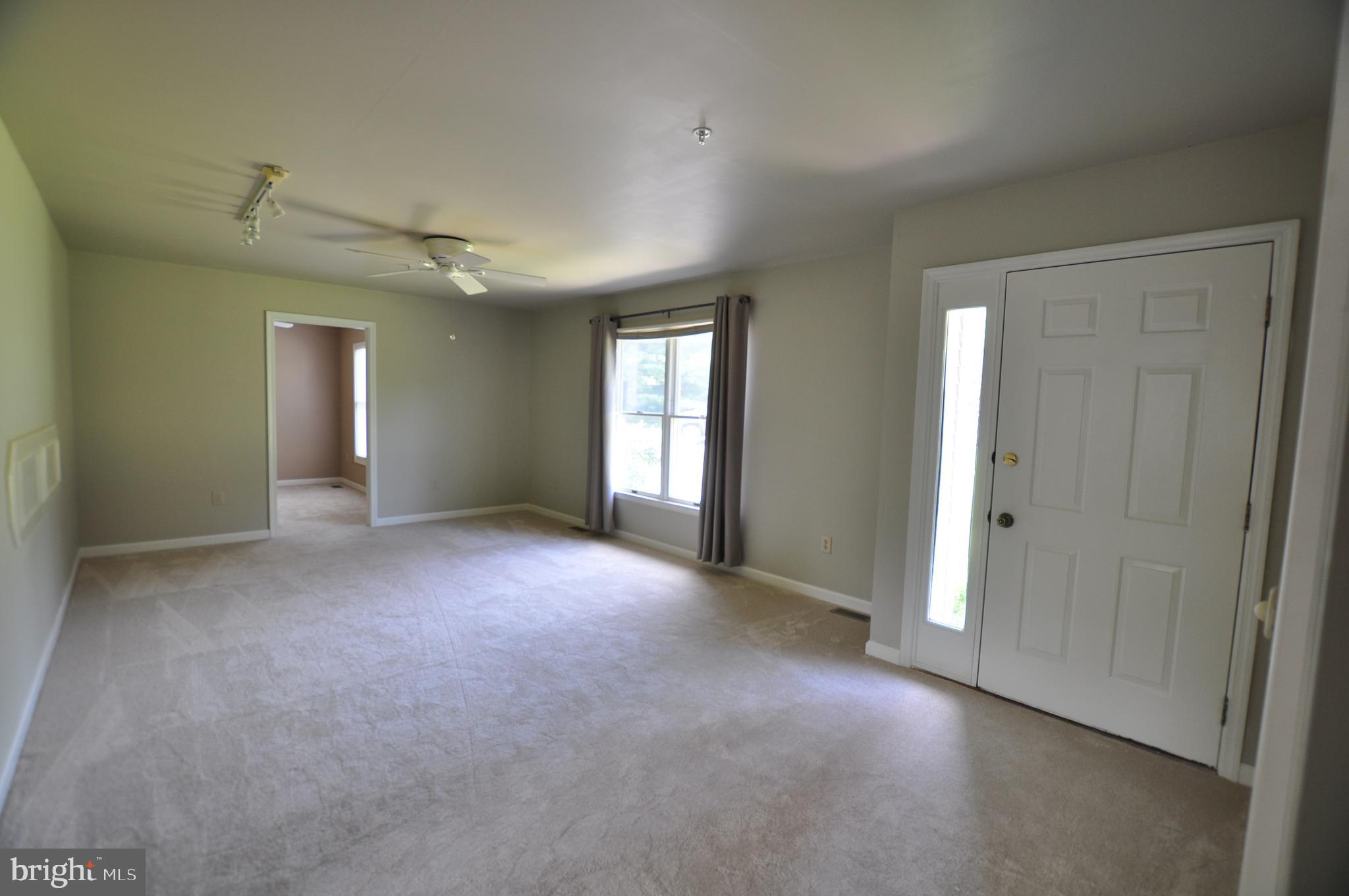 23309 Woodfield Road Gaithersburg, MD 20882 - Photo 15 of 69 Gallery Image 15