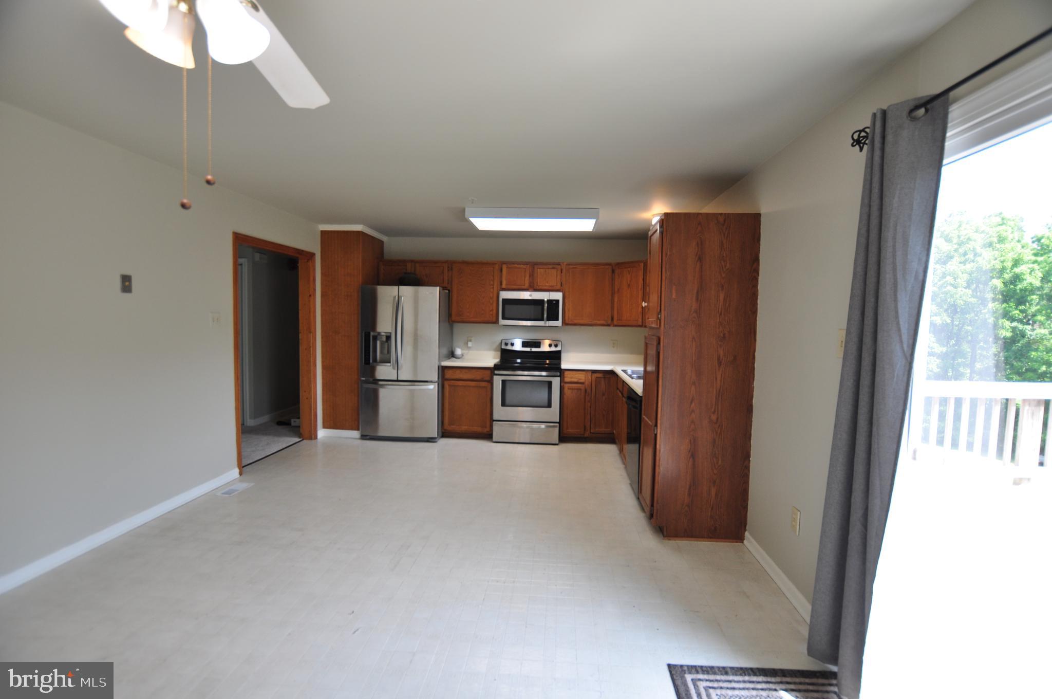 23309 Woodfield Road Gaithersburg, MD 20882 - Photo 27 of 69 Gallery Image 27