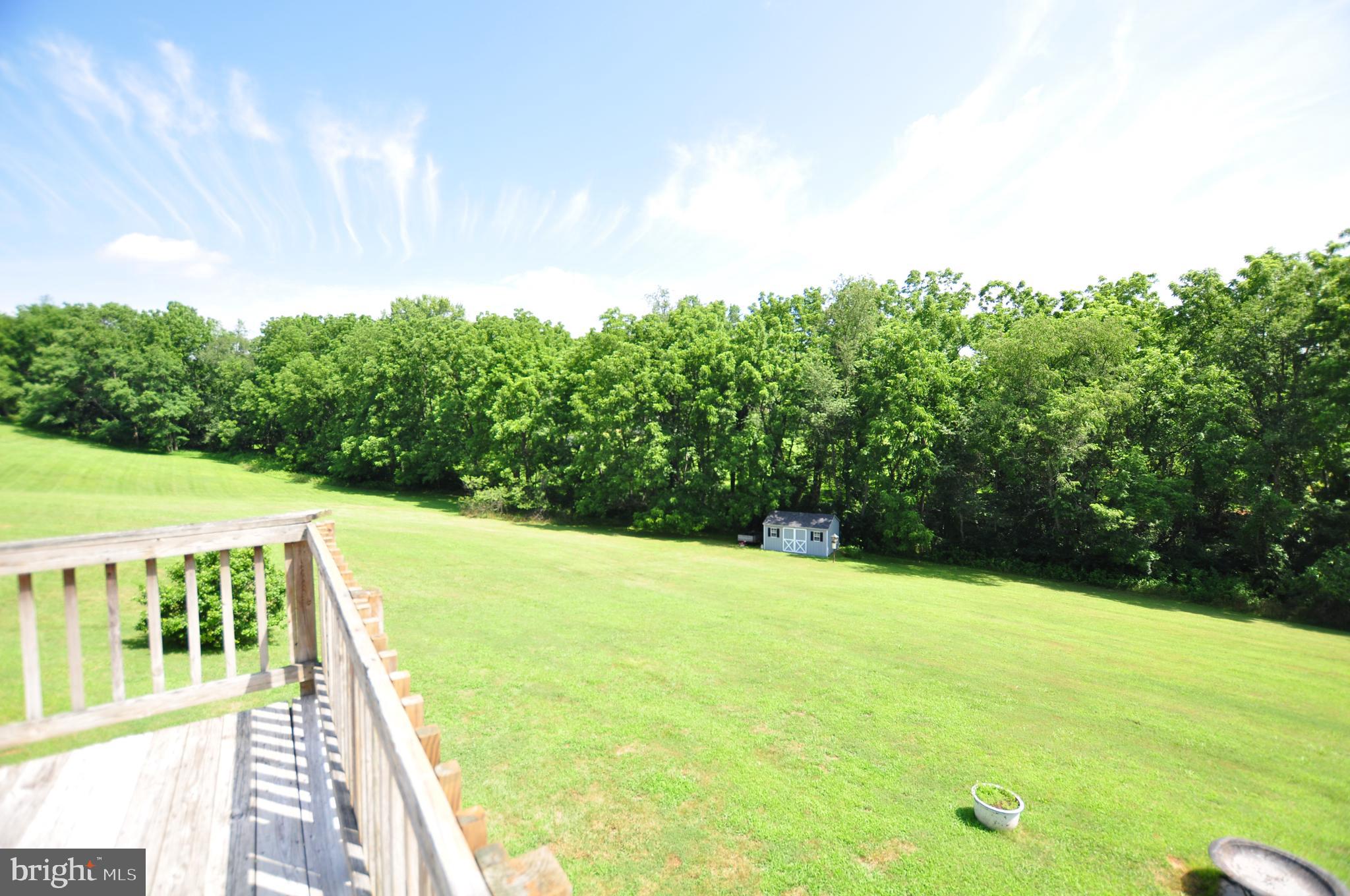23309 Woodfield Road Gaithersburg, MD 20882 - Photo 34 of 69 Deck View