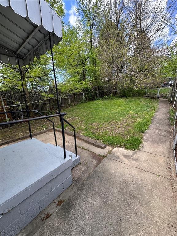 1418 Beckham Street Pittsburgh, PA 15212 - Photo 12 of 22 a view of a park with slide