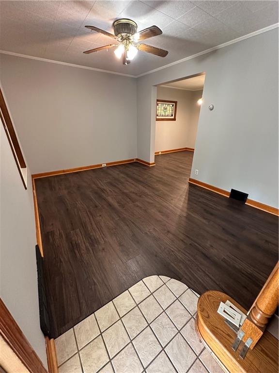 1418 Beckham Street Pittsburgh, PA 15212 - Photo 13 of 22 a view of an empty room and window