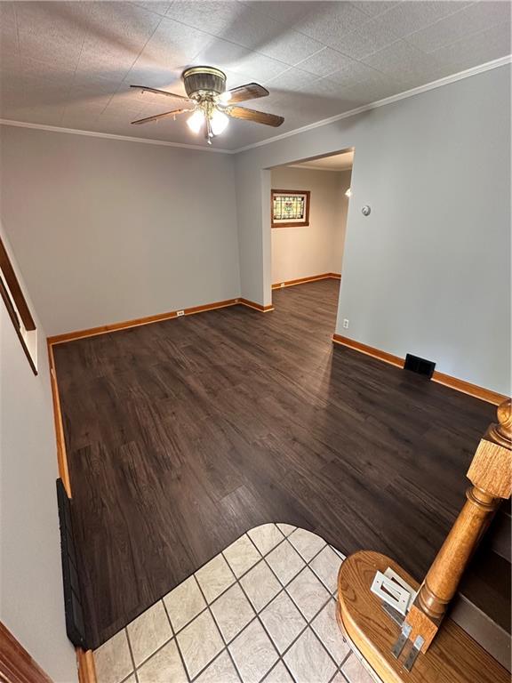 1418 Beckham Street Pittsburgh, PA 15212 - Photo 14 of 22 a view of an empty room with windows